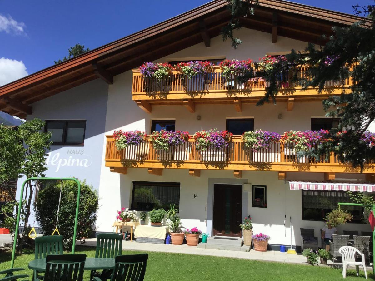 Haus Alpina Hotel Längenfeld Екстериор снимка