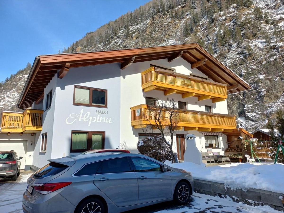 Haus Alpina Hotel Längenfeld Екстериор снимка