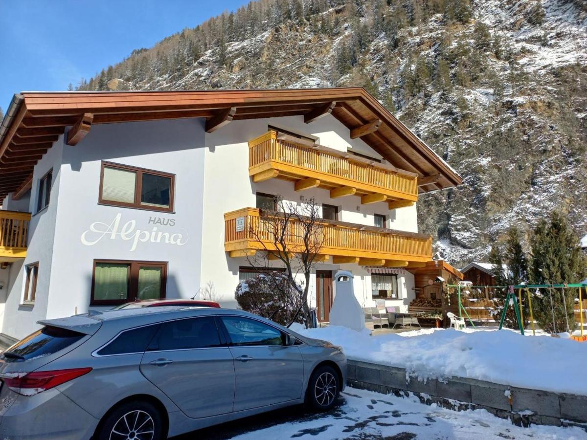 Haus Alpina Hotel Längenfeld Екстериор снимка